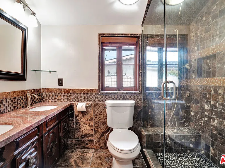 5155 Densmore Ave — Photo 20