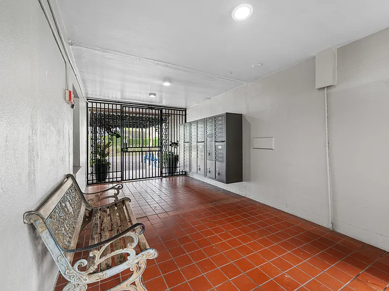 Fountain Court Villas — Photo 7