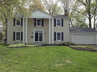 611 Revere Dr, Bay Village, OH 44140