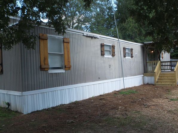 1016 Lakeview Ln, Tignall, GA 30668