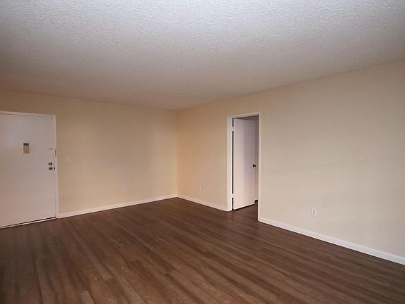 4th image of 339 S Catalina Ave APT 124