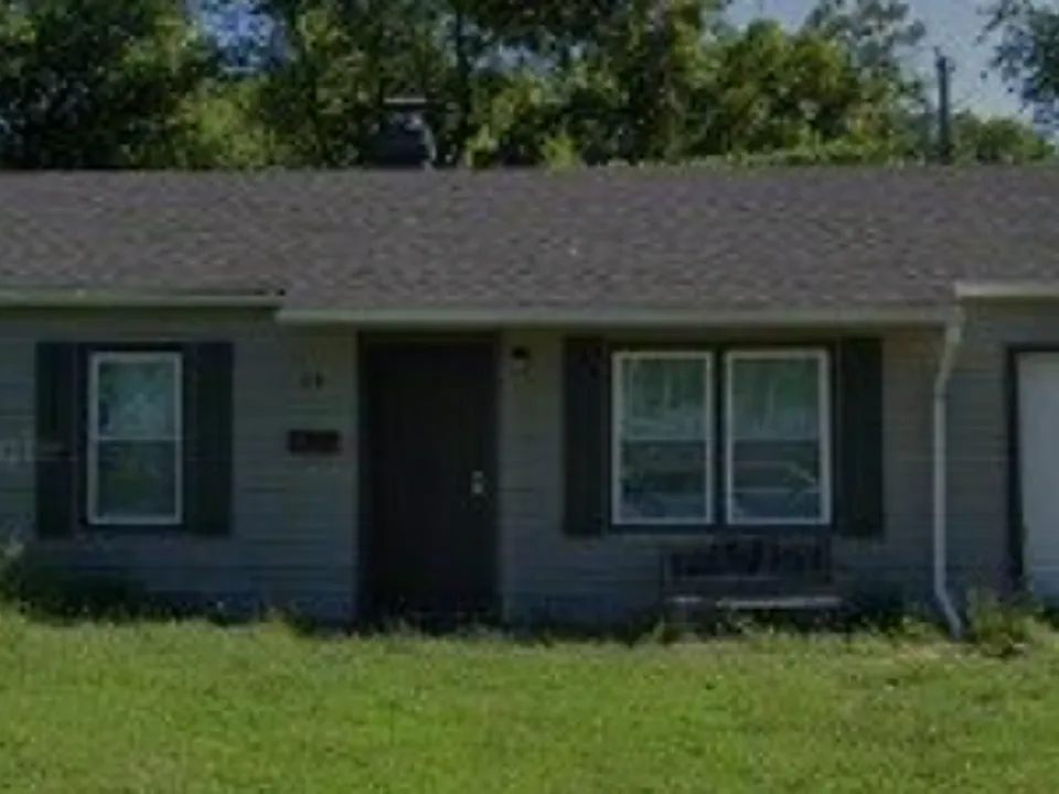 34 Westwood Dr