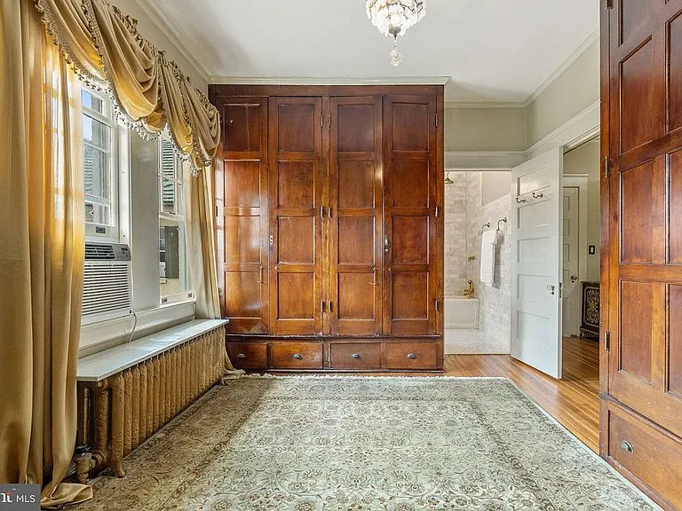 532 Washington St #1 — Photo 16