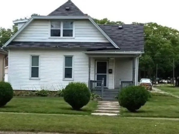 912 N Bloomington St, Streator, IL 61364