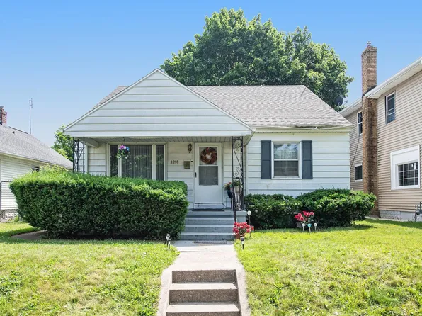 1218 N Brookfield St, South Bend, IN 46628