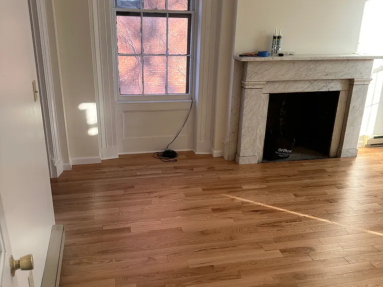 250 Washington St #5 — Photo 11