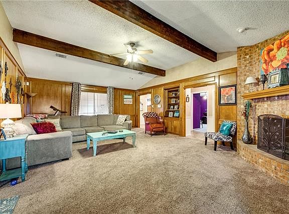 4th image of 3212 Louis Ave