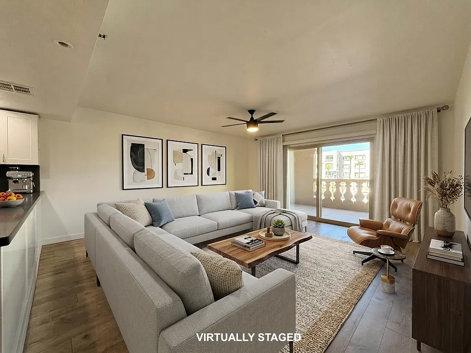 7850 E Camelback Rd #209