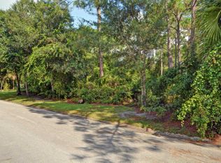10648 Pine Cone Ln, Fort Pierce, FL 34945