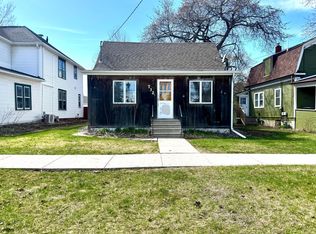 732 1st St N, Fargo, ND 58102