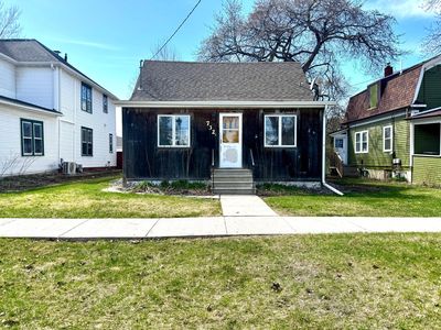 732 1st St N, Fargo, ND, 58102
