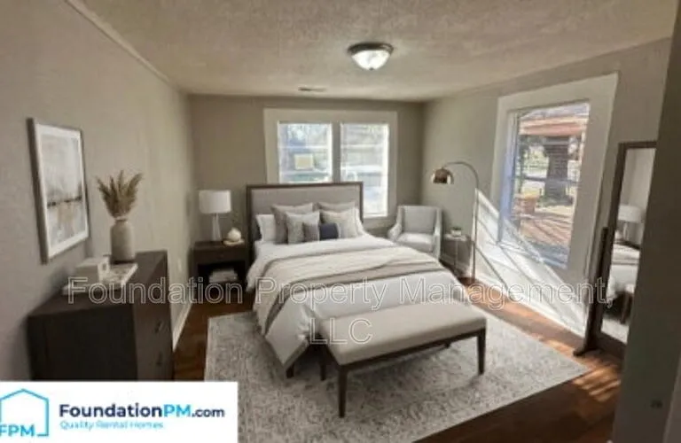 1596 Barton St — Photo 10