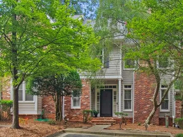 171 Riverview Trl, Roswell, GA 30075
