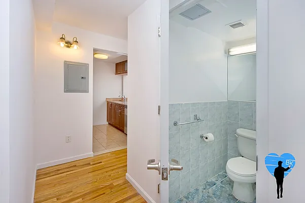 Rented by Next Door Realty NYC | media 28