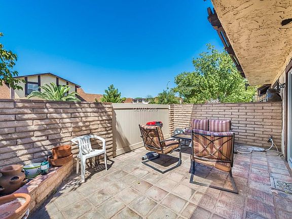 3rd image of 4507 Buena Vista Dr #0