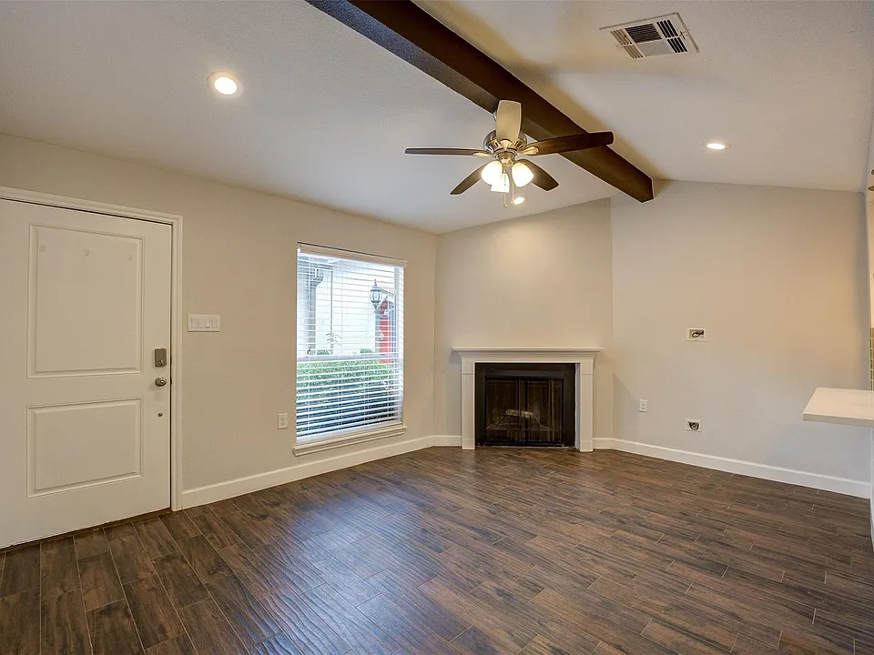 1917 Augusta Dr #14