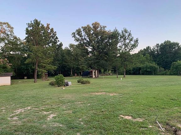 3rd image of 6192 Barrows Dr