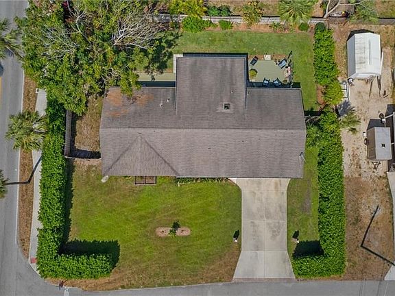 3rd image of 11006 Smokey Dr