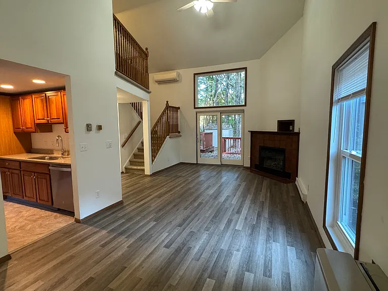 63 Thimbleberry Rd — Photo 2