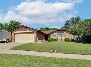 706 SW Normandy Ave, Lawton, OK 73505