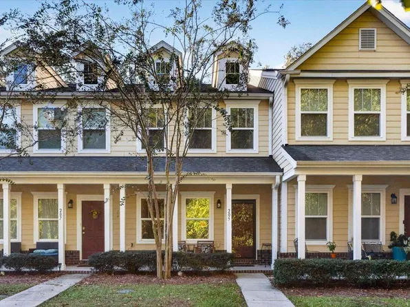 205 Bennett Ln, Summerville, SC 29483