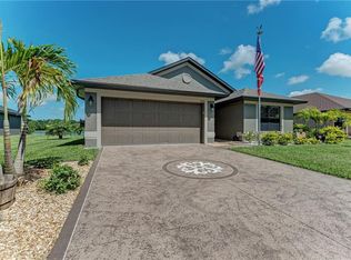 9033 52nd Ave E, Palmetto, FL 34221