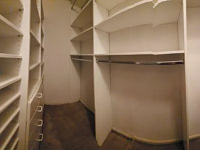 121 Henning Dr — Photo 15