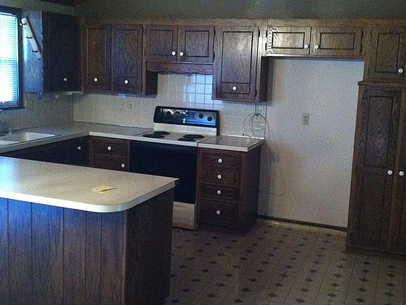 stove and dishwasher