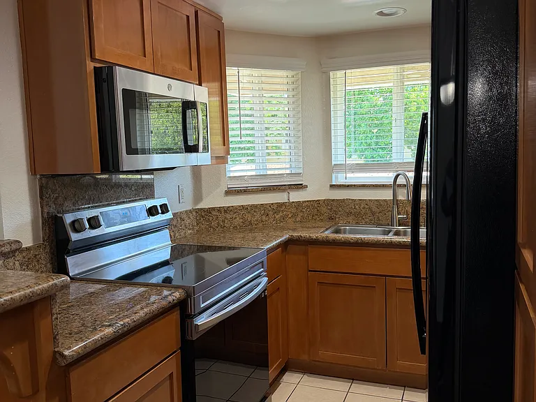 The Heritage at Canyon Pointe — Photo 8