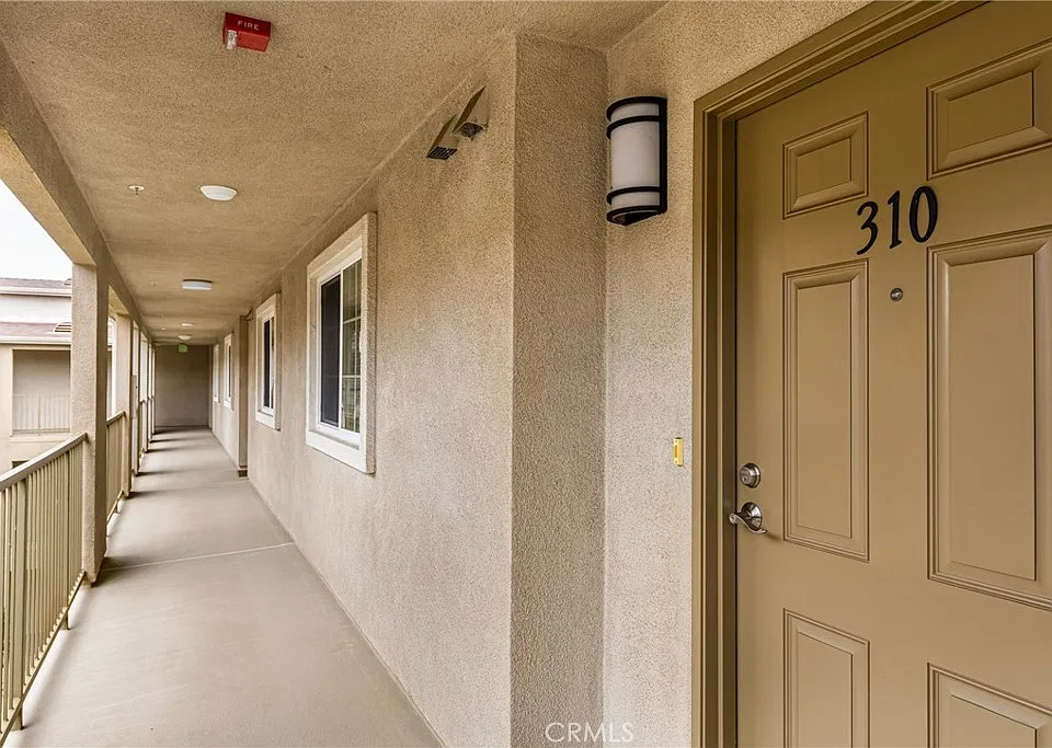 1401 Lomita Blvd #310