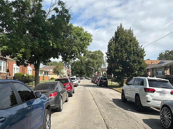 5th image of 8919 S Union Ave