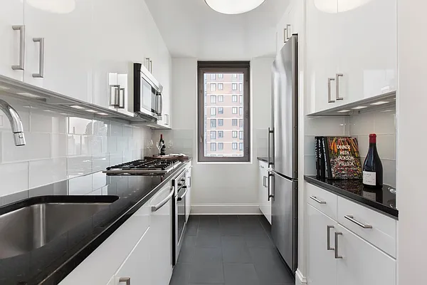 Rented by Douglas Elliman | media 8