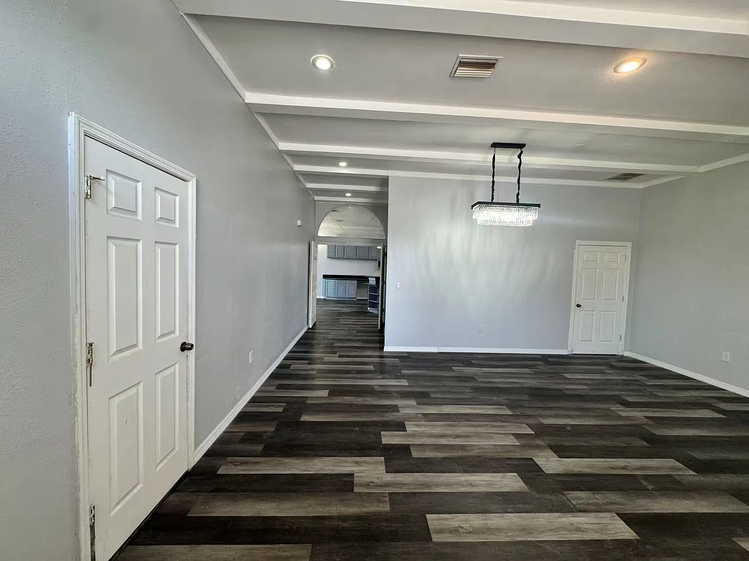 3 bed, 2881 sqft, $2,580 — Photo 4