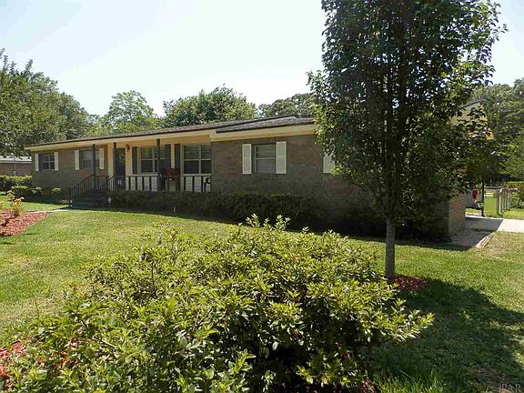 3rd image of 825 N 74th Ave