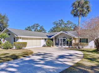 11910 W Riverhaven Dr, Homosassa, FL 34448