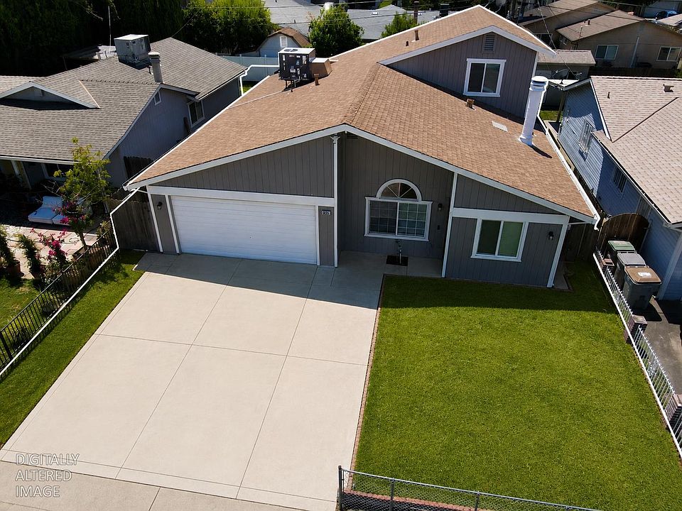 1st image of 1025 Carrie St