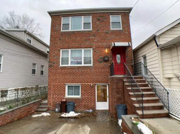 1372 Gillespie Ave, Bronx, NY 10461