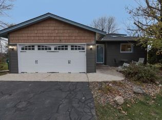 744 Caribou Ln, Eagan, MN 55123