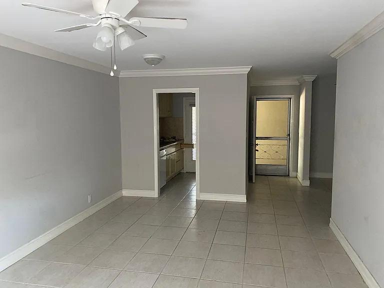 1150 E Sample Rd #207 — Photo 2