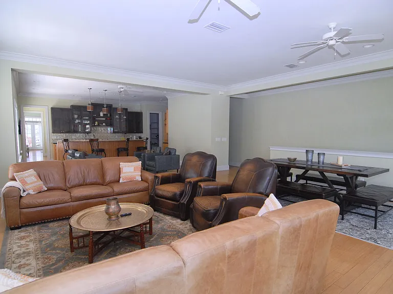 365 S Fletcher Ave — Photo 7