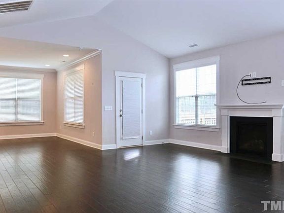 2nd image of 330 Brinkley Cir