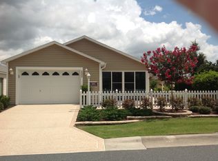 2207 Mangrove Ln, The Villages, FL 32162