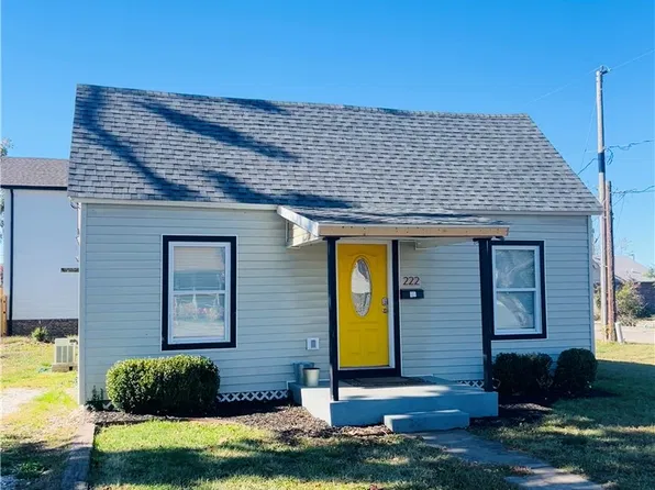 222 N 6th St, Rogers, AR 72756