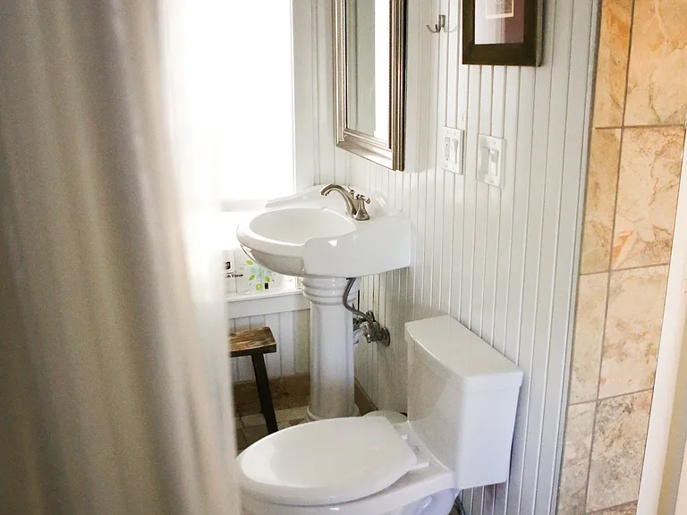 1313 Pine St #3 — Photo 6