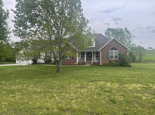 1220 Piper Dr, Carthage, MO 64836