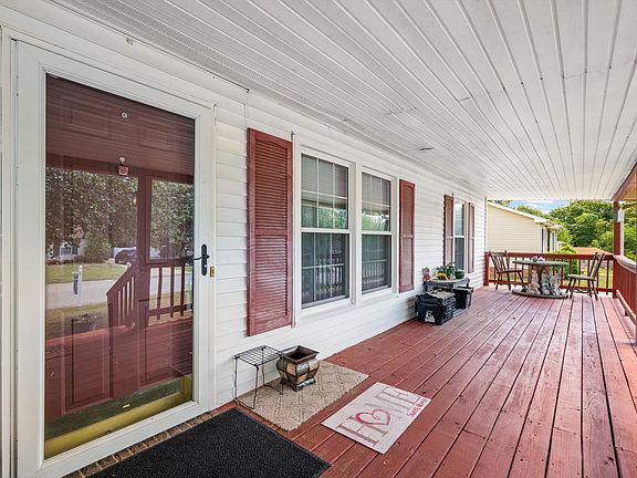 4th image of 2887 Gusty Ln