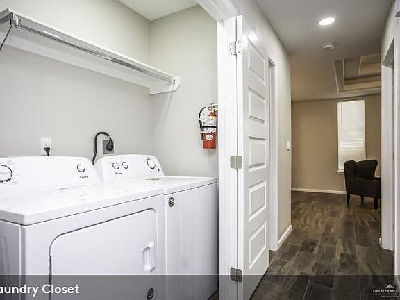 3rd image of 900 N Kentucky St #3