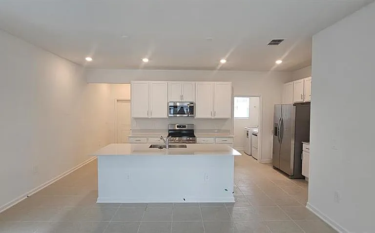 2557 Rider Rain Ln — Photo 8