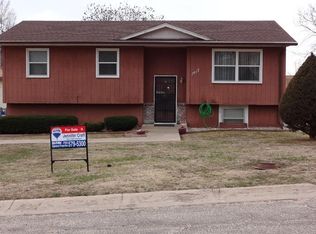 1417 W 18th St, Junction City, KS 66441