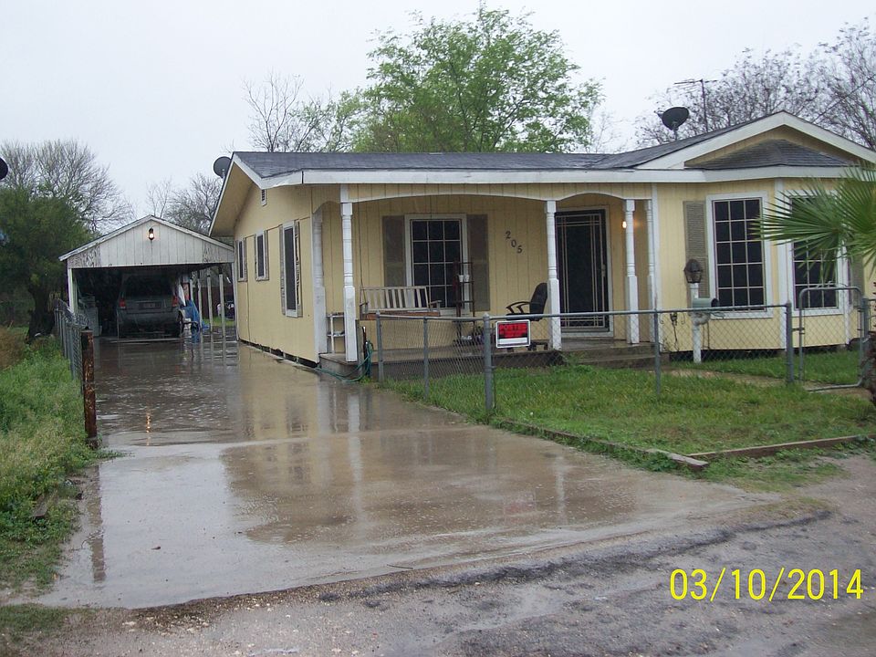 1st image of 205 W Nickerson Ave